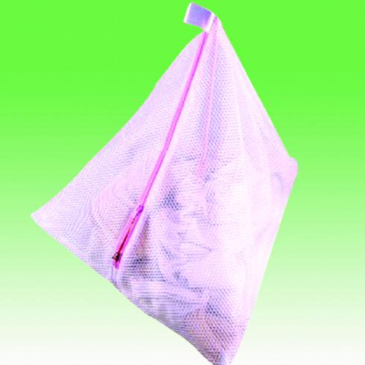 Mesh washing bag (22)