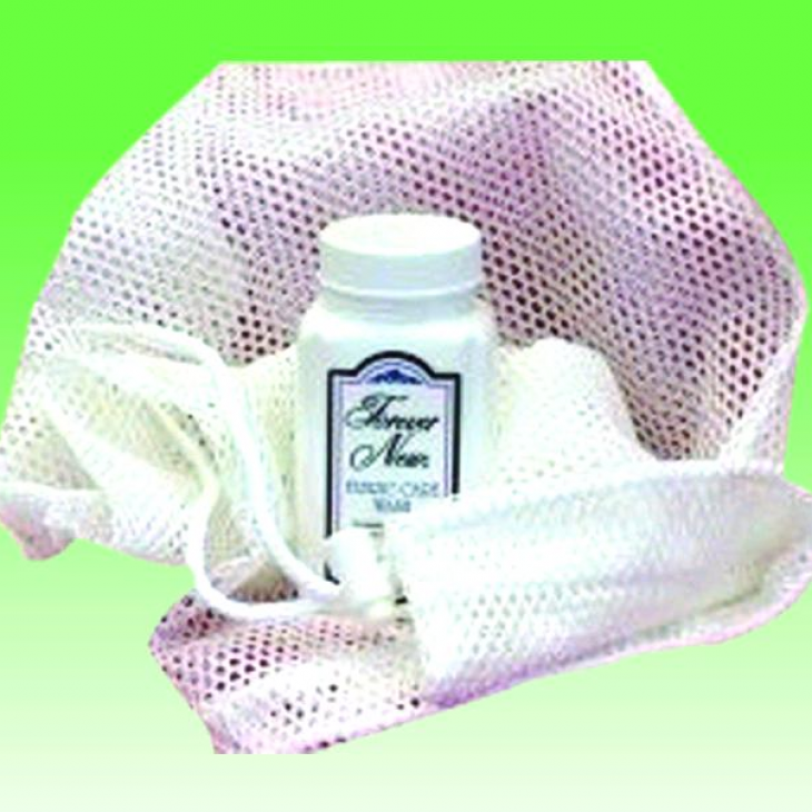 Mesh washing bag (16)