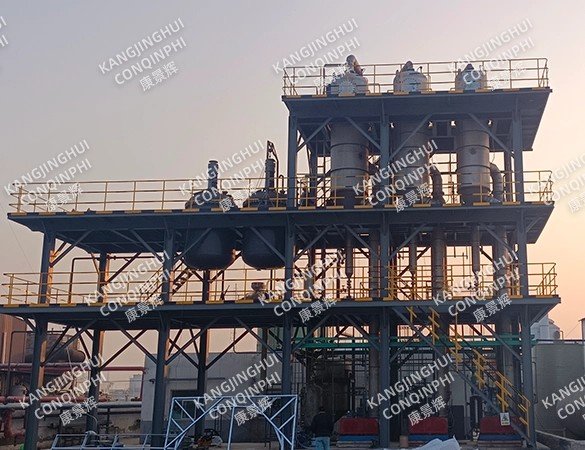 نظام التبخير والتبلور ثلاثي التأثير بقدرة 3 أطنان/ساعة لشركة أدوية للأملاح المختلطة