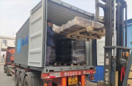 XCMG crane parts loaded in one 20FT container