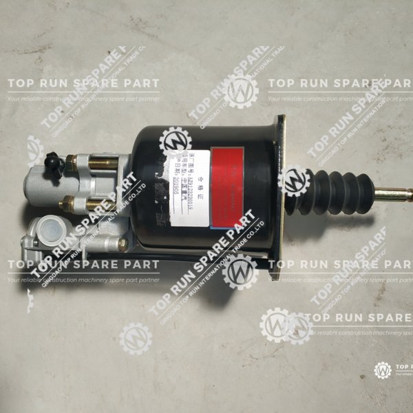 CLUTCH BOOSTING CYLINDER AZ9123230019