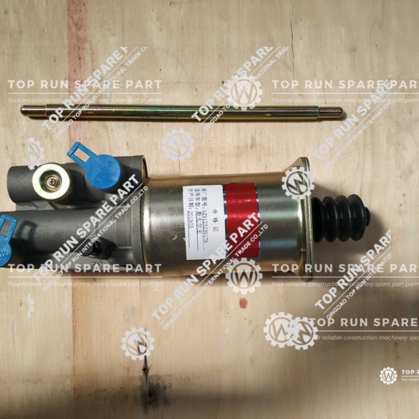 CLUTCH BOOSTING CYLINDER AZ9123230179