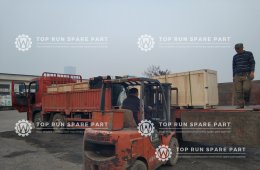 XCMG wheel loader parts, and truck crane spare parts send to Uganda by 20FT container