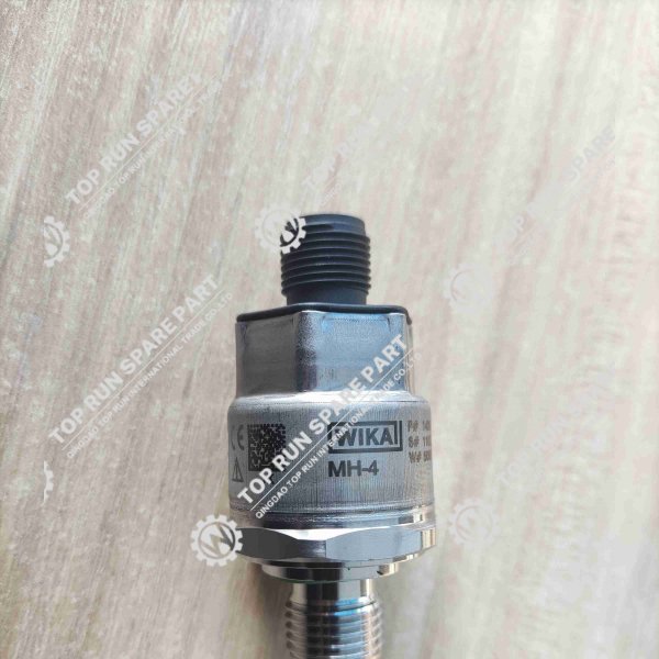 Pressure transmitter