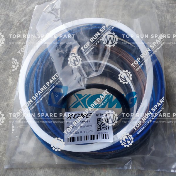 XCMG QY60K crane Luffing cyliner repair kit