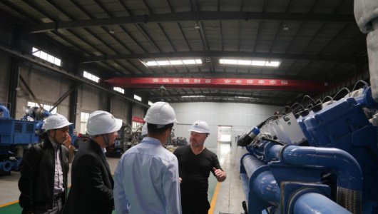 2025 April,Turkish customers visited our company's biomass generator factory.