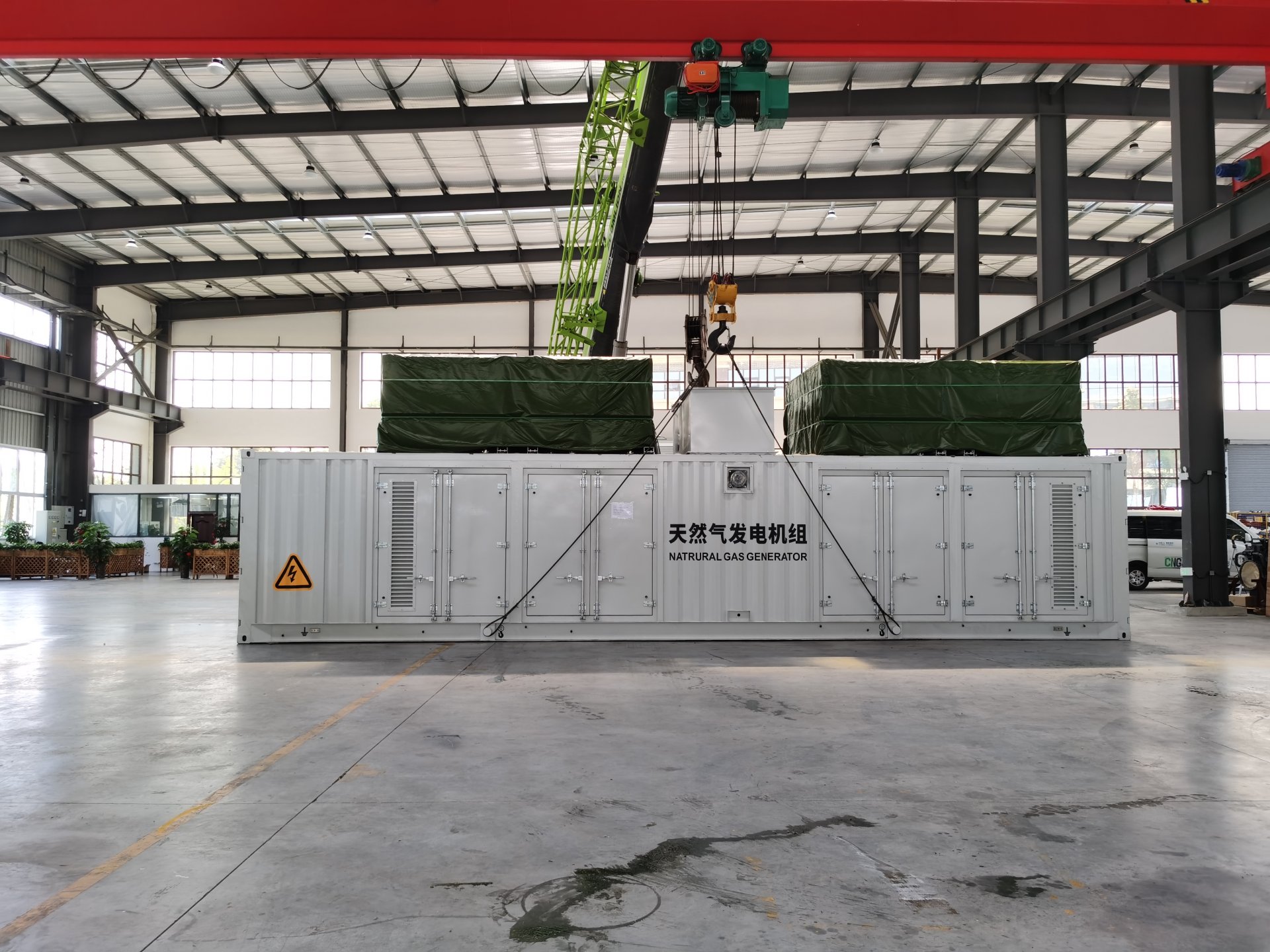 2MW Deutz gas gensets hoisting1