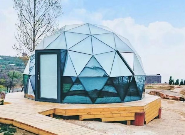 Glass dome tent