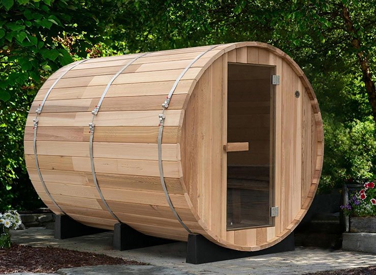 Barrel sauna room