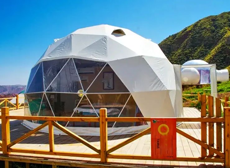 Comfortable dome tent