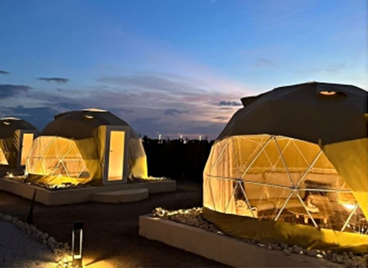 Comfortable dome tent