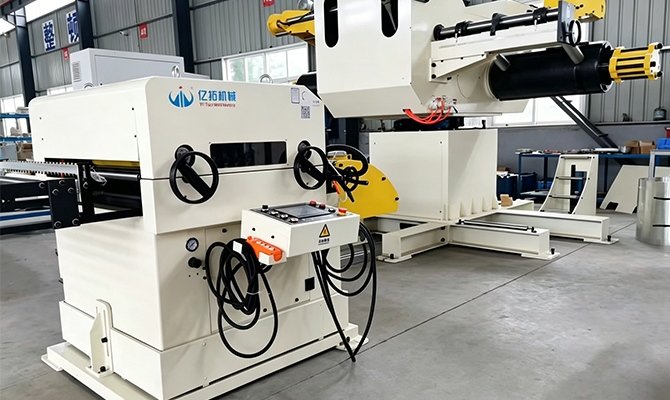 Dual-Head 3-in-1 Uncoiler, Straightener & Feeder for Russian Sheet Metal Factory