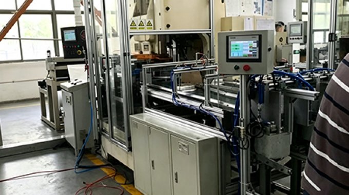 One Worker Operate Full Aluminum Foil Container Production Line