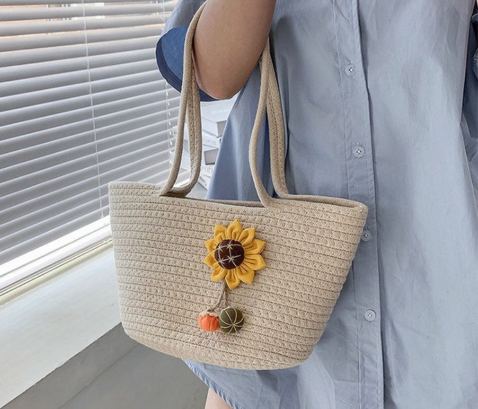 LW23HS035 Straw woven cotton yarn simple leisure handbag