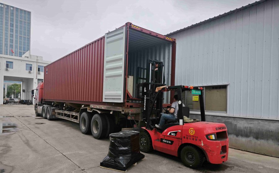 Qingdao Toprun Ships 40ft HC Container of XCMG & Weichai Parts to Repeat Customer in Nigeria