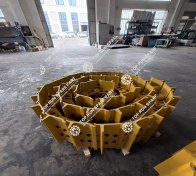 Track assy 8216-RE-411561R (3)