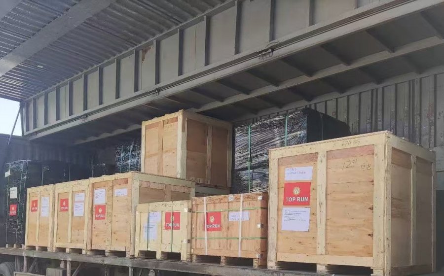 Qingdao Top Run Completes Shipment of XCMG Wheel Loader, Grader and Excavator Parts to Russia