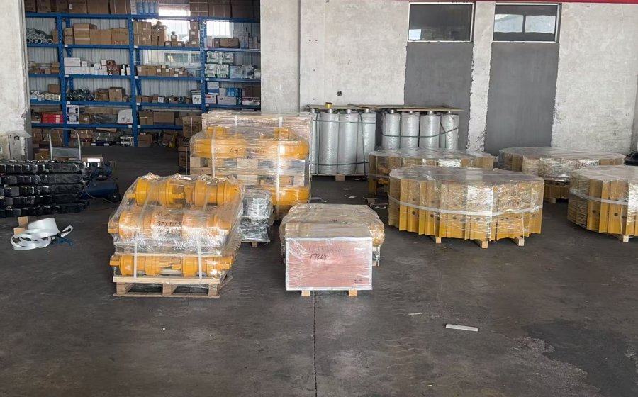 Premium factory direct supply SHANTUI bulldozer undercarriage parts send to South Africa