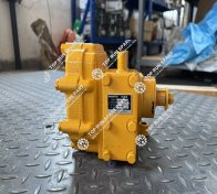 Servo Valve 702-12-13001 (2)