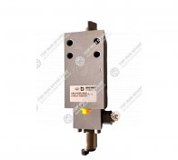 1.LOAD CONTROL VALVE 16-B-SNO-200-L-E6-3-50 XCMG TRUCK CRANE SPARE PARTS