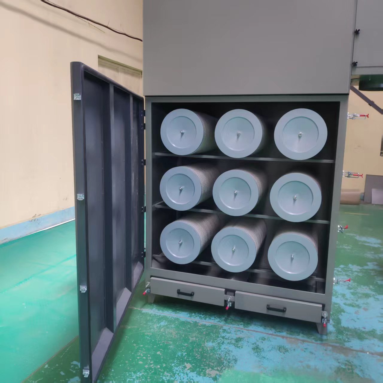 ventilation unit for a laser cutting machine