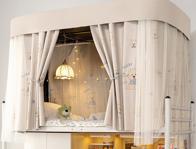 Pencil pleat curtion