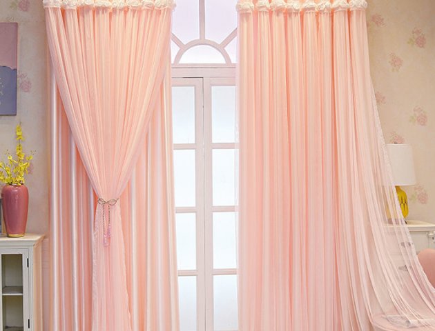 Pencil pleat curtion