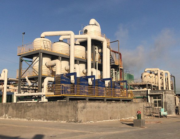 quadruple-effect evaporator