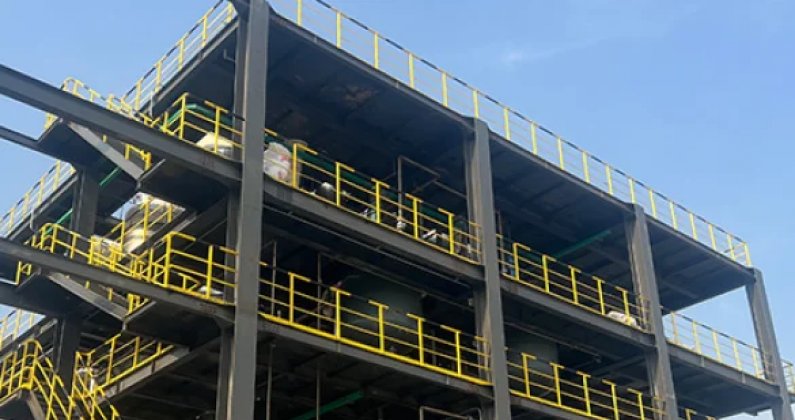 Falling Film Multiple-Effect Evaporator