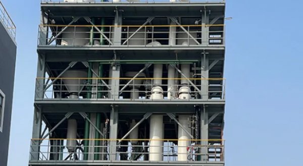 Falling Film Multiple-Effect Evaporator