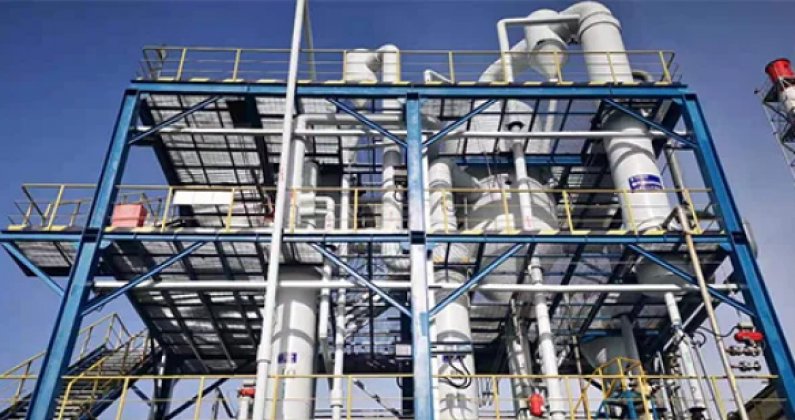 Sodium chloride double-effect evaporator