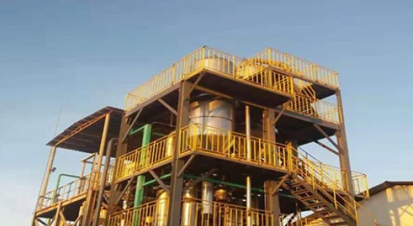 Sodium bromide double-effect evaporator