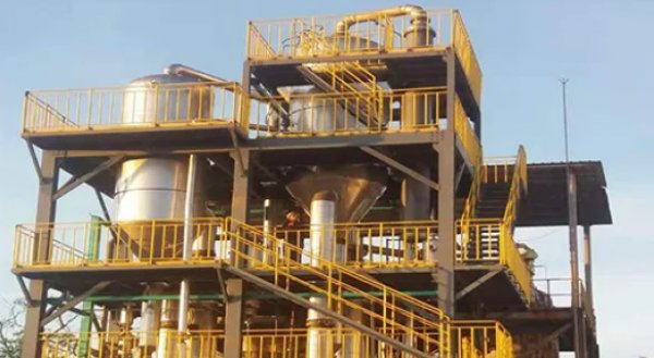 Sodium bromide double-effect evaporator