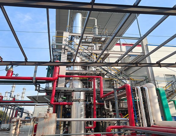 Vacuum Low-Temperature Evaporator