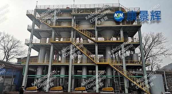 Forced-circulation evaporator for concentrated sodium silicate liquor