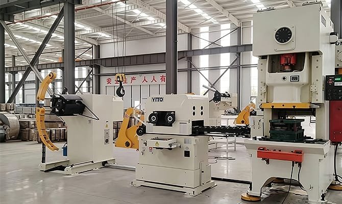 紧凑型卷料送料线 (0.6mm-4.5mm)