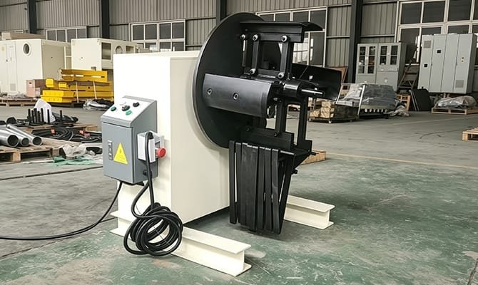 协助客户选购 MT-200 小型开卷机，实现各类金属卷材的稳定加工