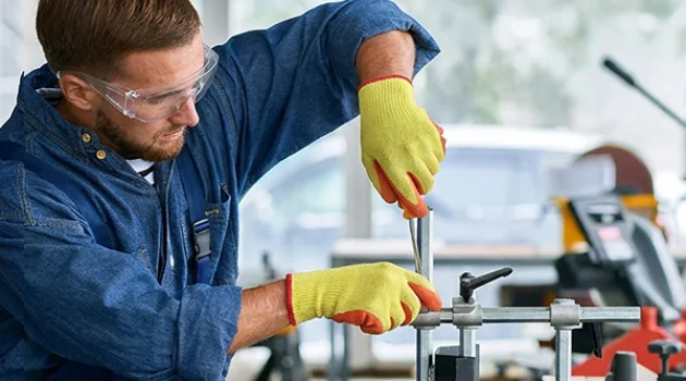 MJZW001: Heavy-Duty Protection with Superior Grip - The Ultimate 10-Gauge Latex Coated Work Glove