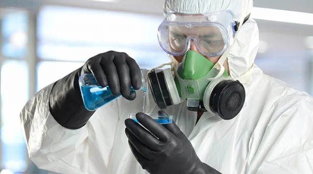 ​Regret! Wrong Gloves Lead to Severely Corroded Fingers