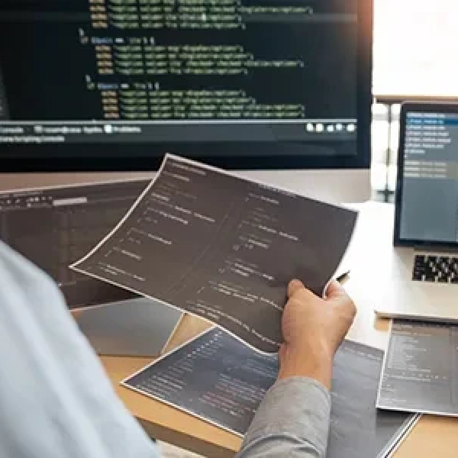 Maintenance content of crane wheel assembly