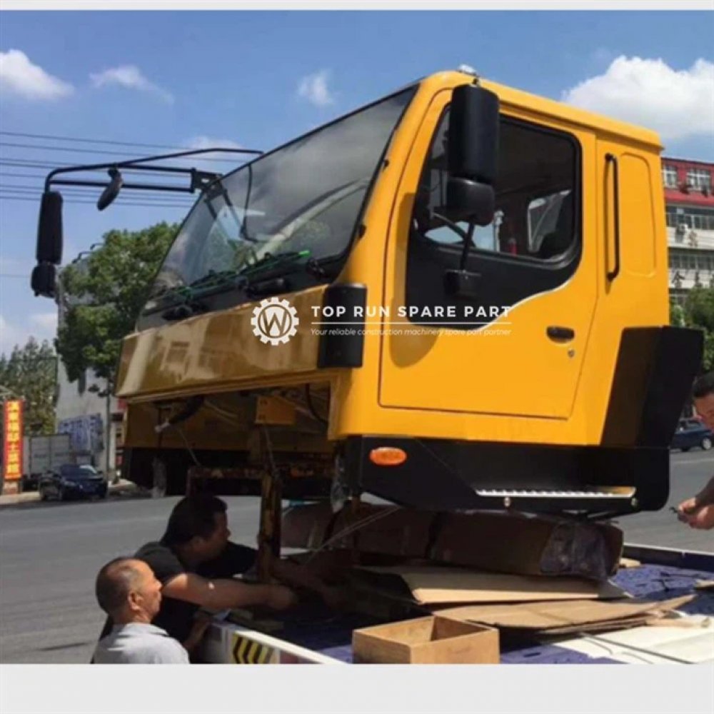Truck Crane Cabin