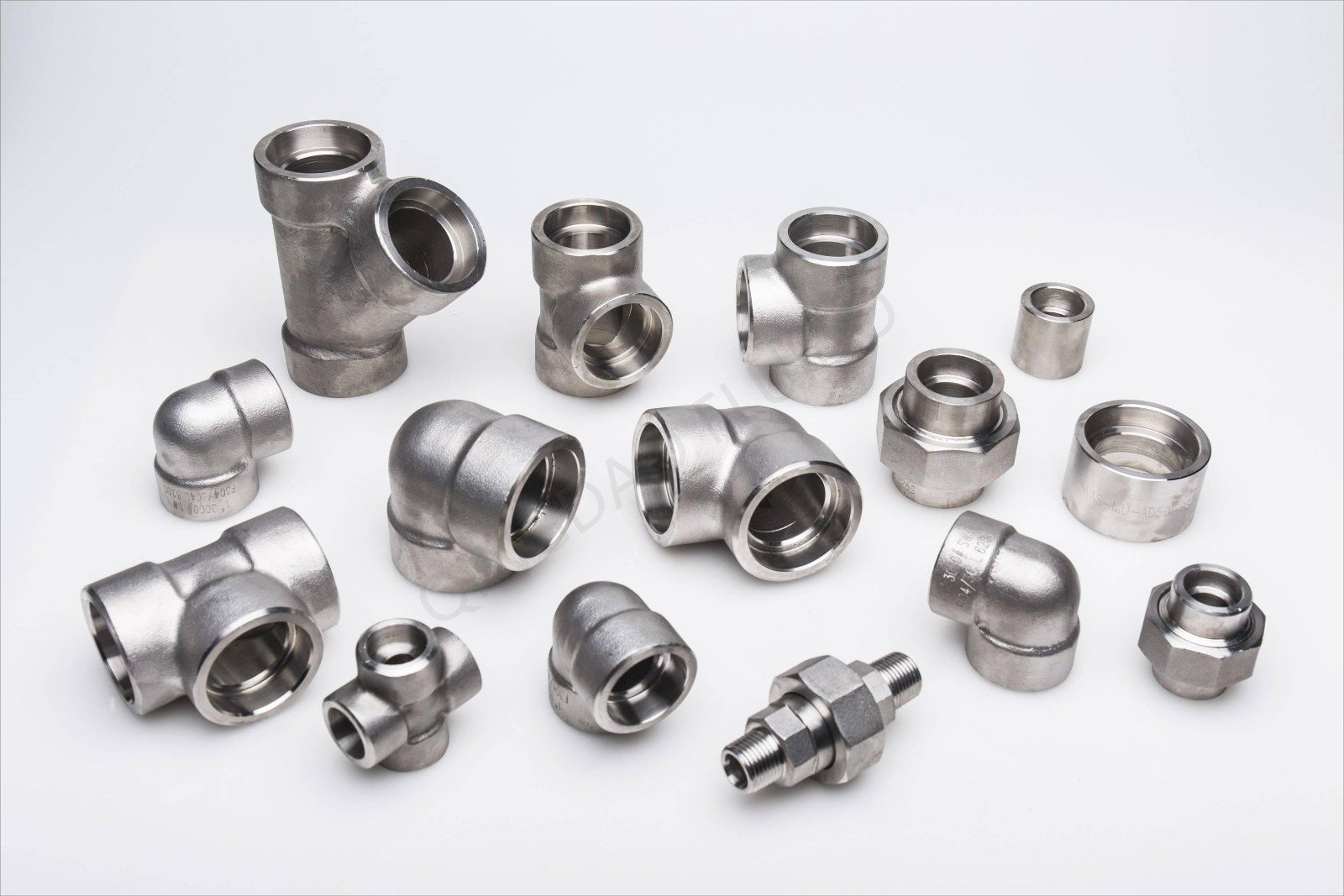 High-Pressure-Forged-Pipe-Fitting-2000/3000/6000/9000LBS-Manufacturers-in-China