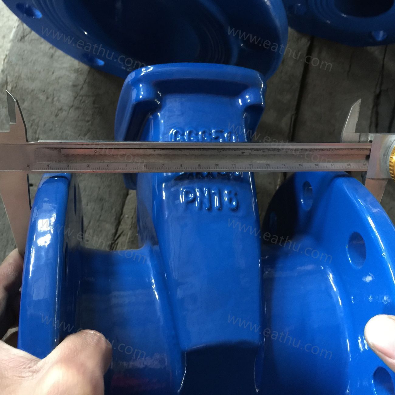 cast iron DIN3352 PN10 gate valves inspection face to face