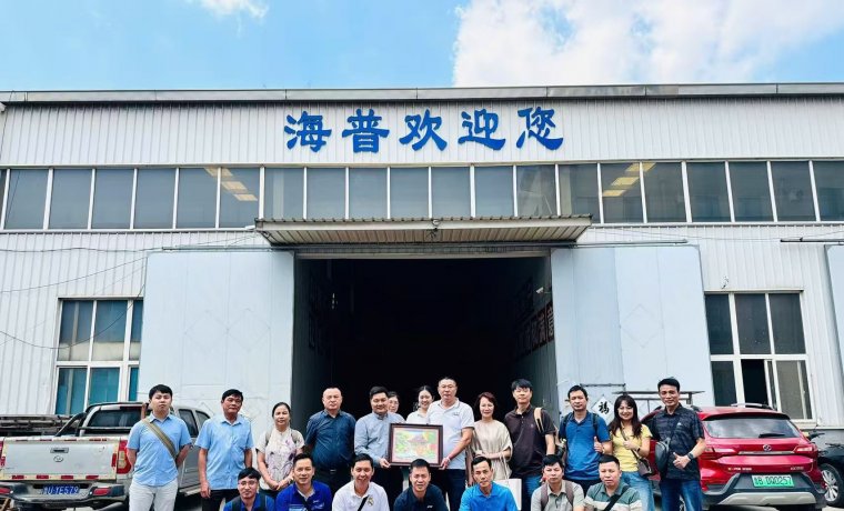越南模具协会代表团莅临青岛海普模具参观交流，共话中越模具制造合作新机遇