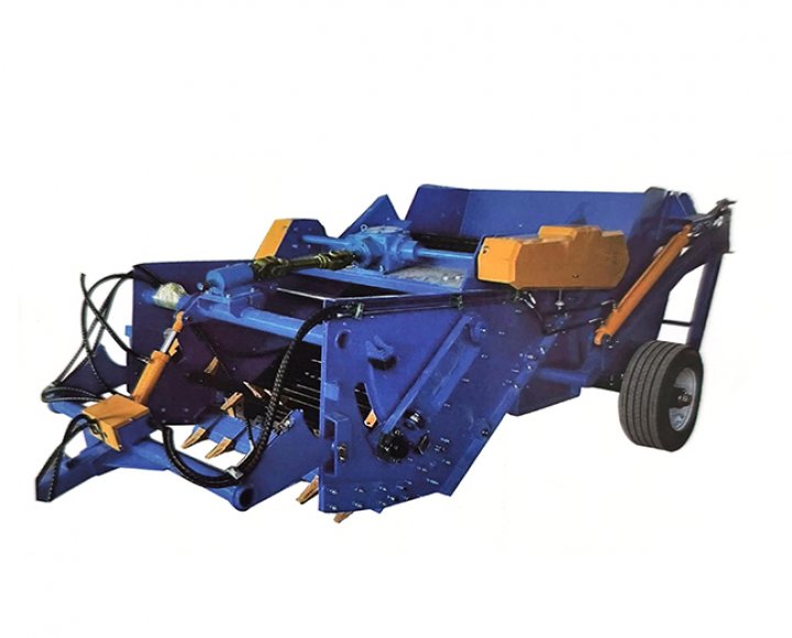 medicinal material digging harvester