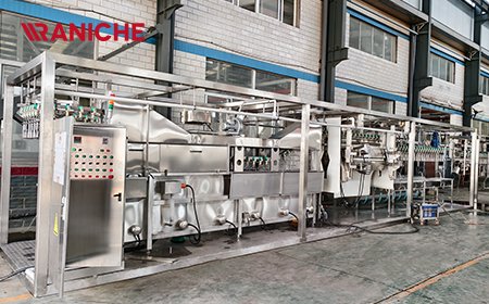 500bph紧凑型肉鸡屠宰线带拉头和切爪