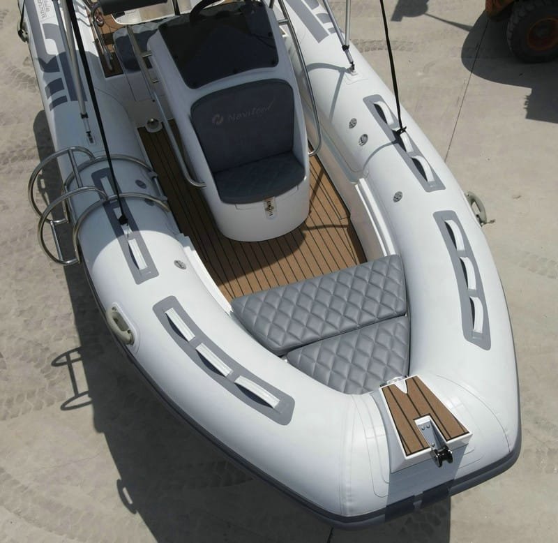 Front cabin of NAVISOUL boat