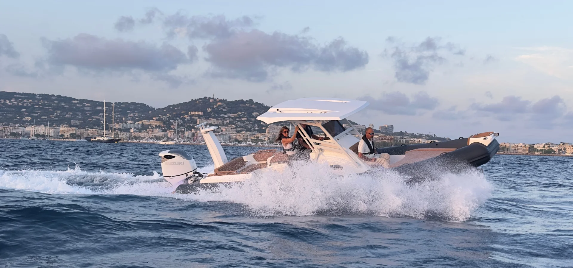 Navisoul Boat