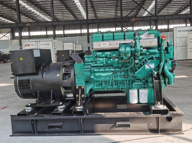 Generador de GLP Steyr T12 de 1000 kW, 4 unidades en paralelo